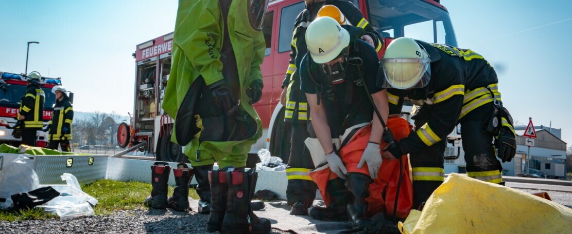 Beschäftigter (m/w/d) im feuerwehrtechnischen Dienst  in der Zentralen Schlauchwerkstatt, 2. Bild